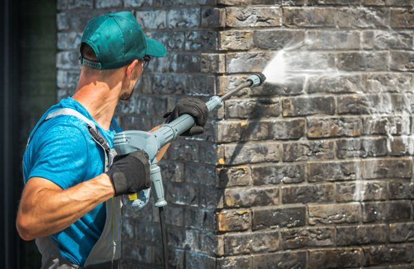 Commercial Building Washing in Lehi