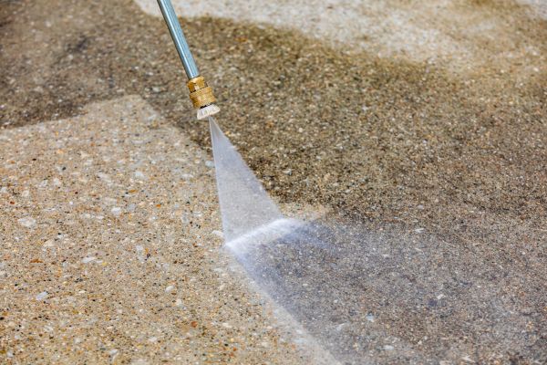 Driveway Pressure Cleaning in Lehi