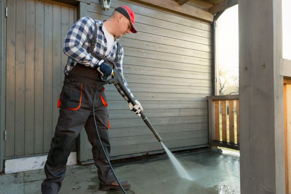 Porch Power Washing in Lehi
