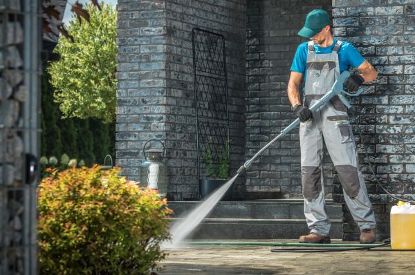 Outside House Cleaning in Lehi