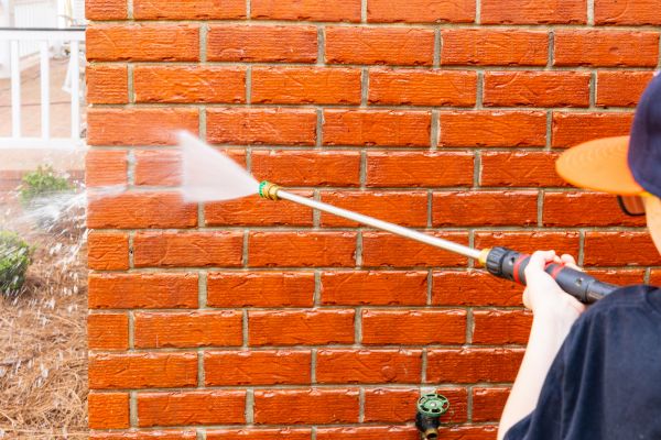Wall Pressure Washing in Lehi